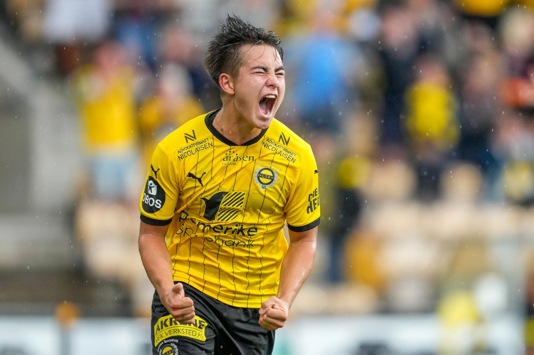 NY SCORING: Harald Woxen har virkelig funnet scoringsformen, og lørdag var han igjen med på å snu kampen for LSK.