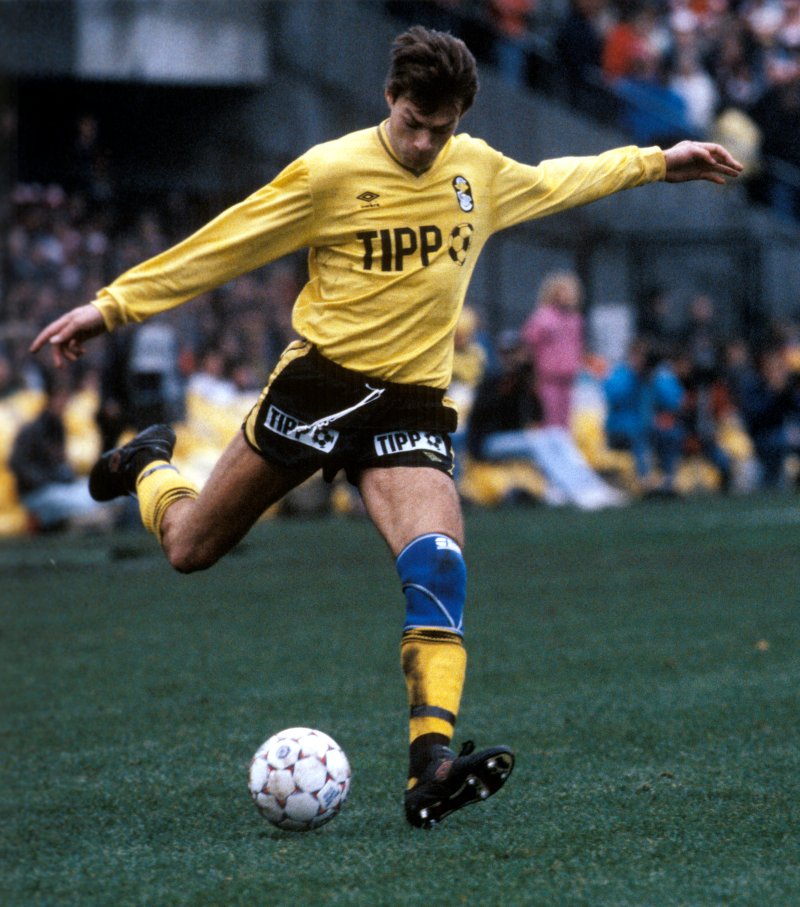 KOMMER: Ole Dyrstad, her fra cupfinalen i 1986, gleder seg til søndagens Åråsen-gjensyn.