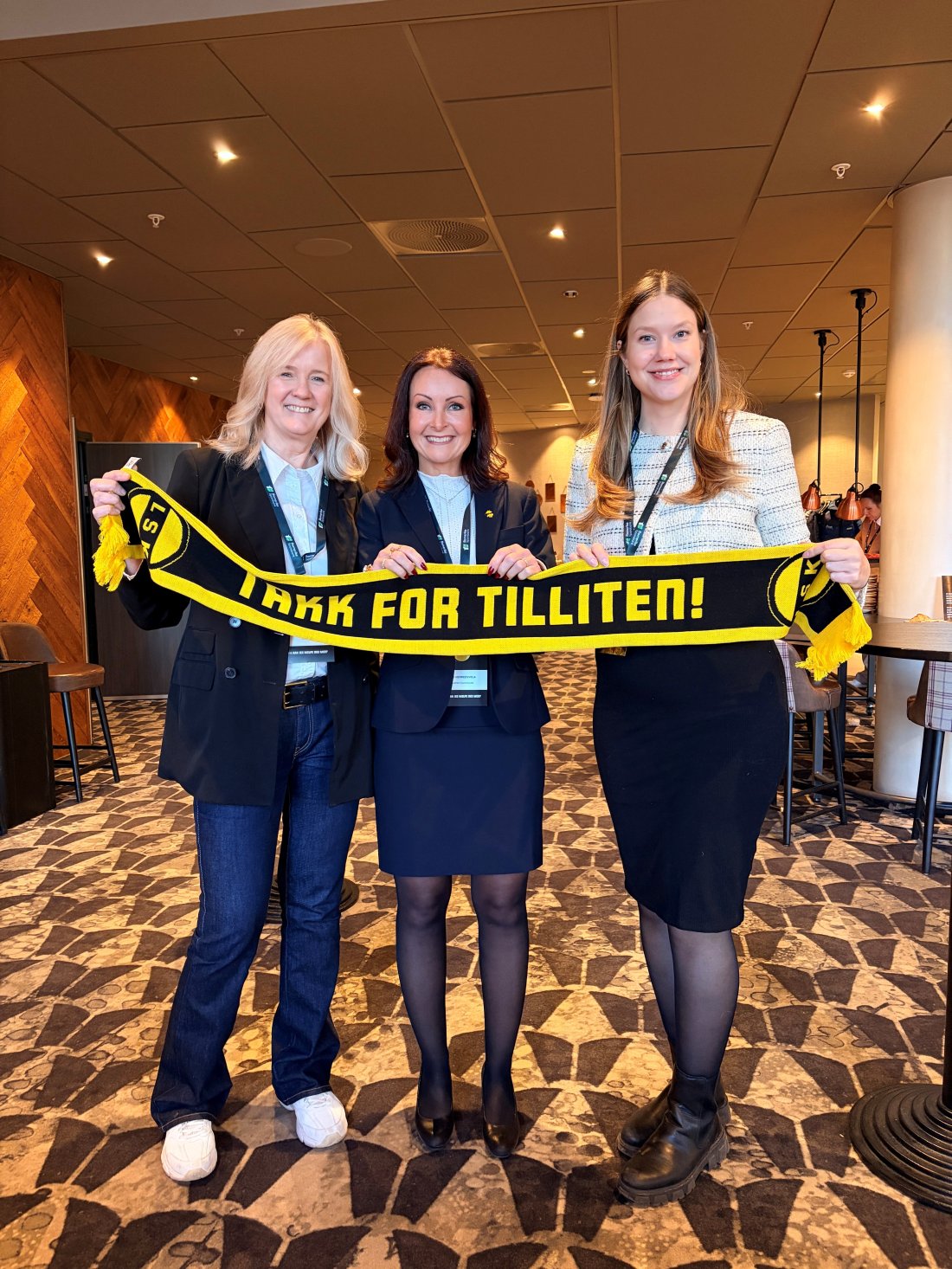 Heidi Bjerknes og Anniken Juul-Hasund i Grow og Kari Herredsvela i LSK