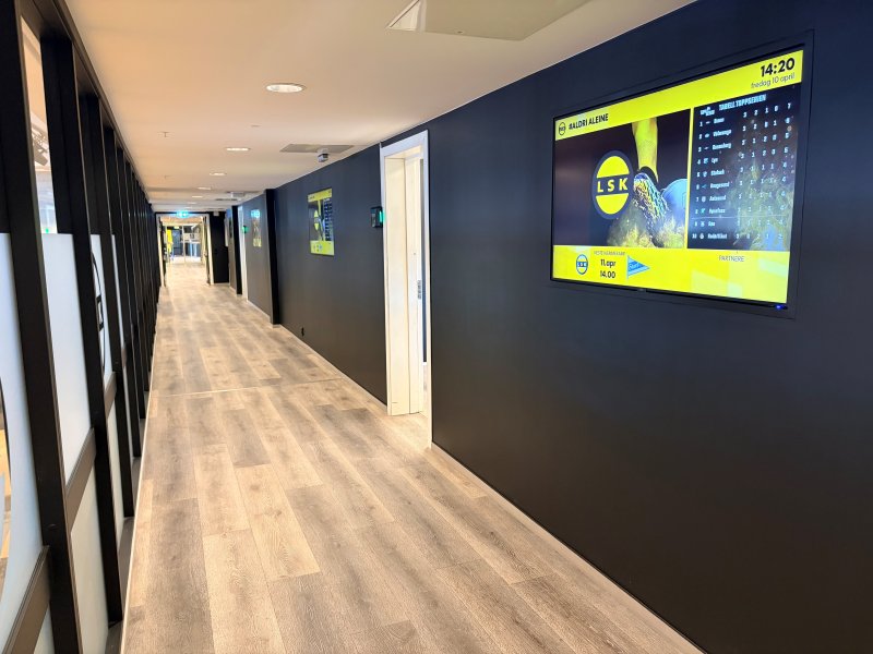 Storsalen og gangen har fått et tøffere uttrykk