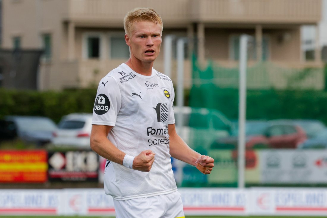 FLOTT SCORING: Kristoffer Tønnessen noterte seg for sin første scoring denne sesongen da han banket inn 1-0 etter 35 minutter i B&amp;G Parken.