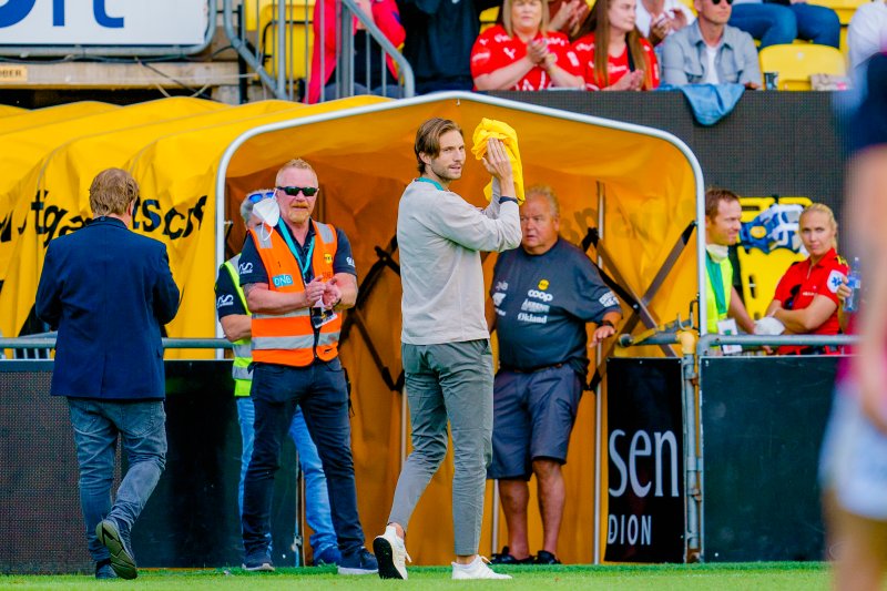 NY LSK-SPILLER: I pausen ble Marius Lundemo presentert som ny LSK-spiller.