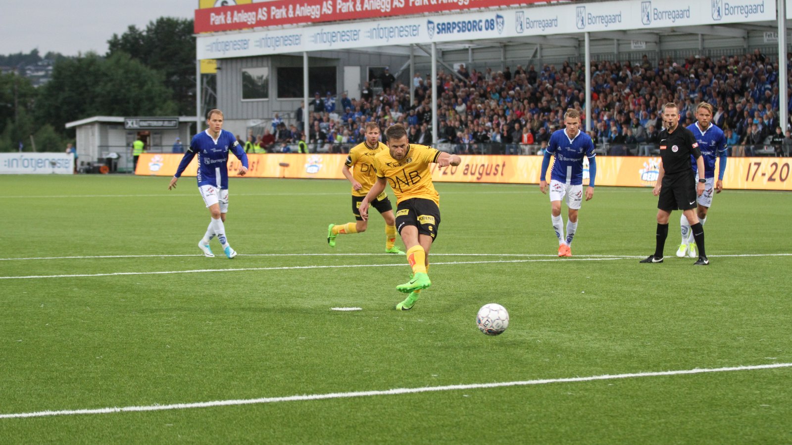 Aleksander Melgalvis scorer på straffe mot Sarpsborg 08