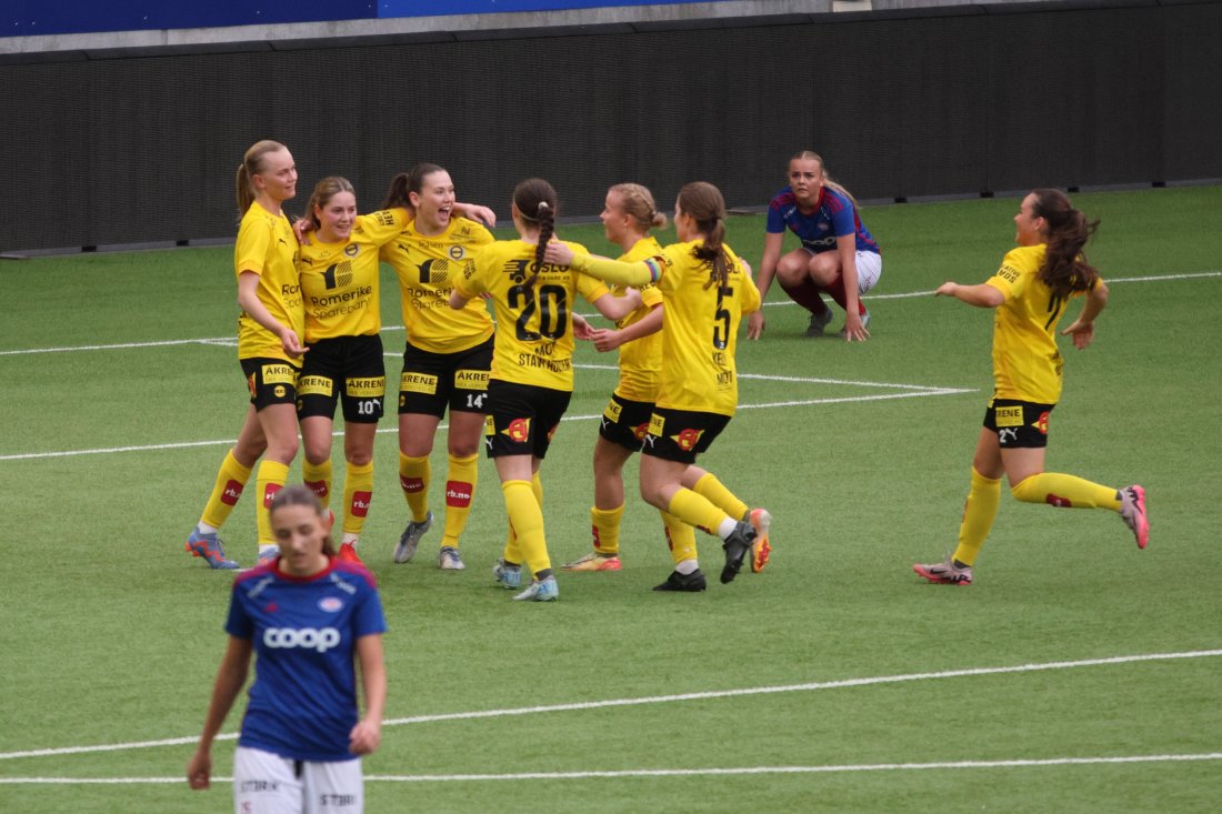 Knallstart: LSK startet årets sesong med 3-1-seier borte mot erkerivalen. Etter har variert med poengfangsten. <br />FOTO: Ole Christian Andersen. 